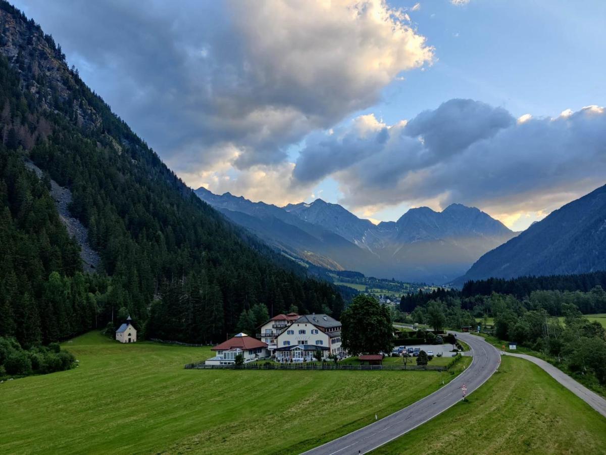 Hotel Bad Salomonsbrunn Anterselva di Mezzo Extérieur photo